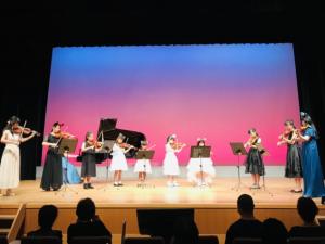 淡路島弦楽サークルLitomo♪の皆さん