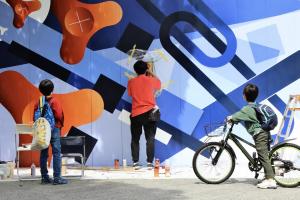 ミューラルアート制作風景