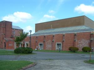 洲本市立図書館
