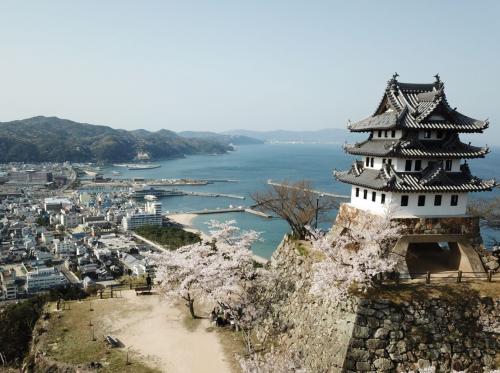 洲本市中心市街地と洲本城跡